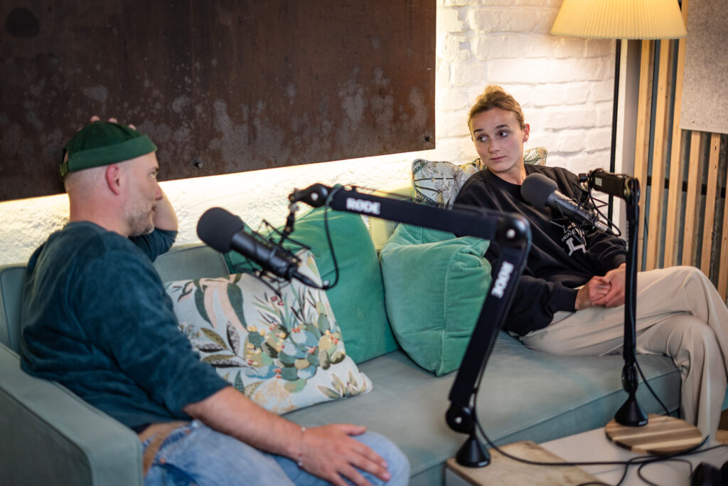 Folge 8 - Wie geht's, Lina Magull?